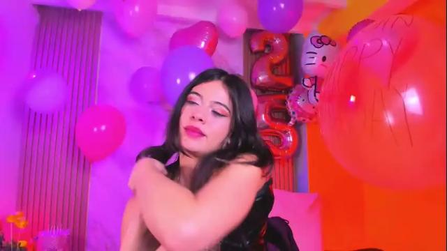 Image 4 of megan_star73 Stream on Chaturbate on 9 days ago