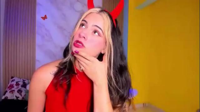 Image 4 of megan_star73 Stream on Chaturbate on 1 month ago