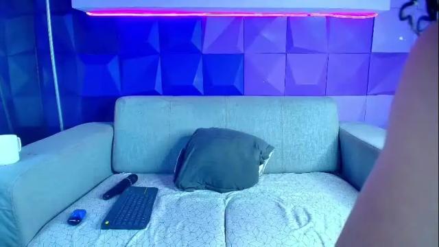 Image 3 of megan_tag Stream on Chaturbate on 13 days ago