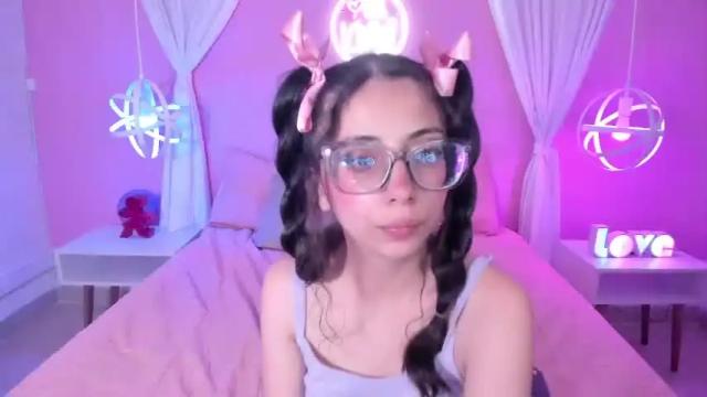 Image 2 of megan_yagami Stream on Chaturbate on 13 months ago