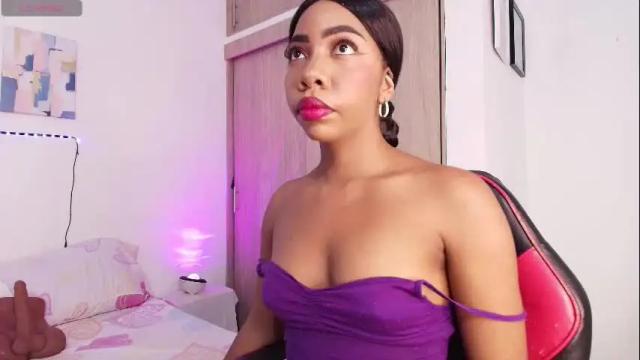 Image 4 of meganbarko Stream on Chaturbate on 1 month ago