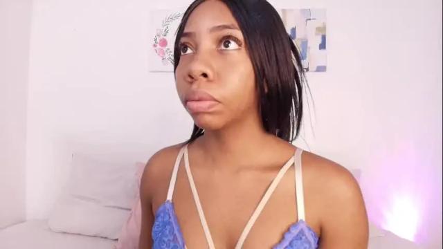 Image 3 of meganbarko Stream on Chaturbate on 23 days ago