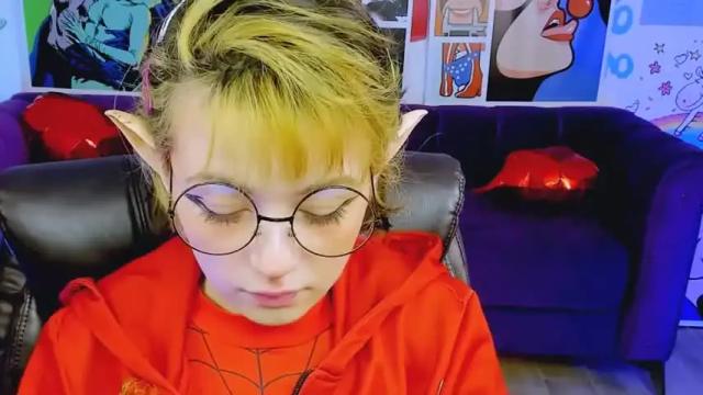 Image 2 of meganbarnett Stream on Chaturbate on 15 months ago