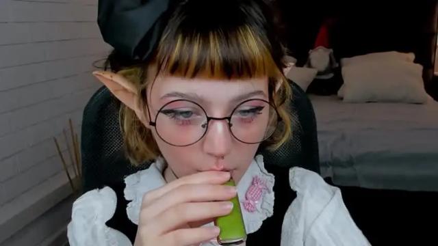 Image 11 of meganbarnett Stream on Chaturbate on 14 months ago