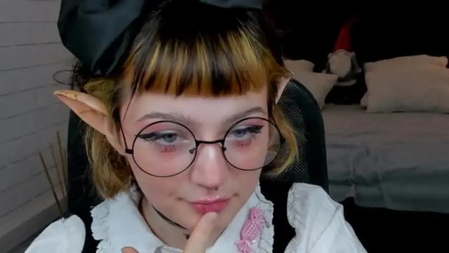 Image 7 of meganbarnett Stream on Chaturbate on 14 months ago
