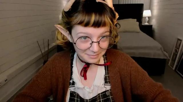 Image 3 of meganbarnett Stream on Chaturbate on 14 months ago