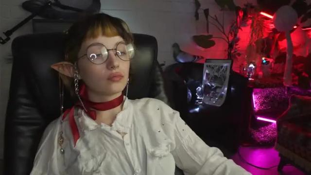 Image 11 of meganbarnett Stream on Chaturbate on 13 months ago