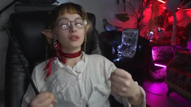 Image 8 of meganbarnett Stream on Chaturbate on 13 months ago