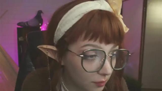 Image 4 of meganbarnett Stream on Chaturbate on 13 months ago