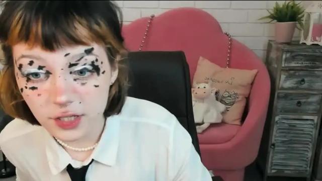 Image 11 of meganbarnett Stream on Chaturbate on 13 months ago