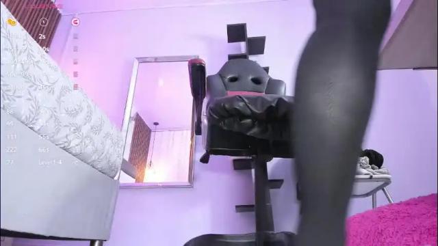 Image 8 of megancero Stream on Chaturbate on 1 month ago