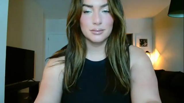 Image 11 of megancox_official Stream on Chaturbate on 1 month ago