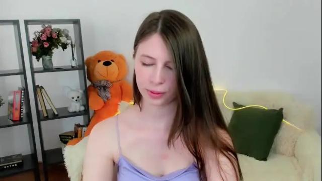 Image 7 of megancrem Stream on Chaturbate on 4 months ago