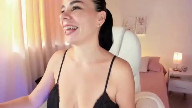Image 6 of megandupont Stream on Chaturbate on 13 months ago