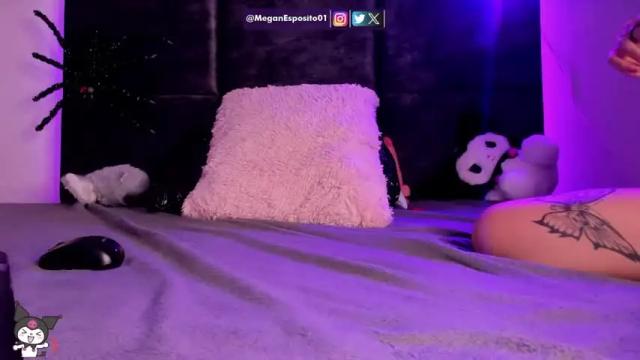 Image 7 of meganesposito01 Stream on Chaturbate on 20 months ago