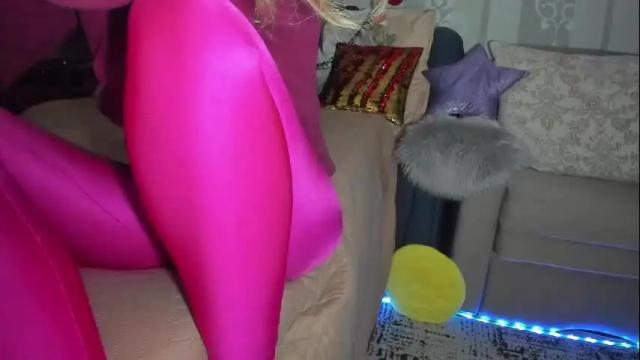 Image 6 of meganfox3325 Stream on Chaturbate on 28 days ago