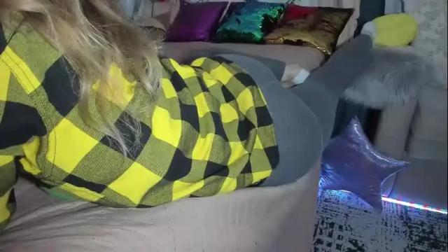 Image 11 of meganfox3325 Stream on Chaturbate on 10 days ago