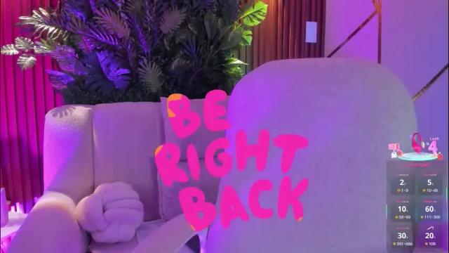 Image 7 of meganfox9 Stream on Chaturbate on 2 months ago