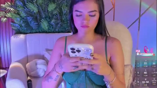 Image 8 of meganfox9 Stream on Chaturbate on 2 months ago