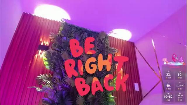 Image 12 of meganfox9 Stream on Chaturbate on 24 days ago