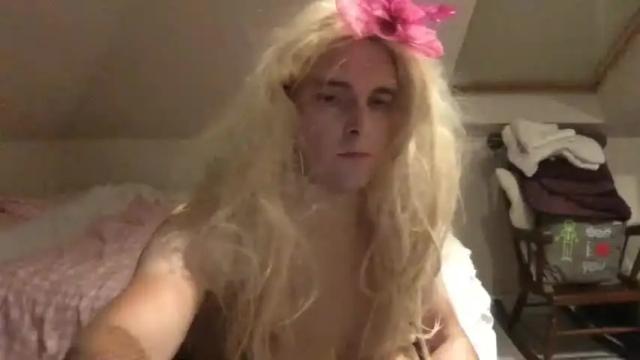Image 12 of megankallan Stream on Chaturbate on 22 months ago