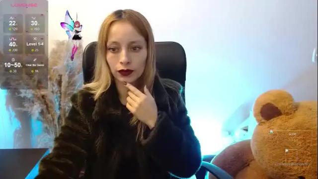 Image 4 of meganlk Stream on Chaturbate on 13 days ago