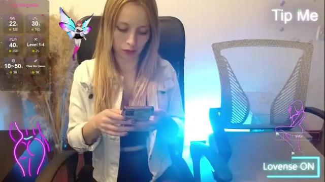 Image 2 of meganlk Stream on Chaturbate on 10 days ago