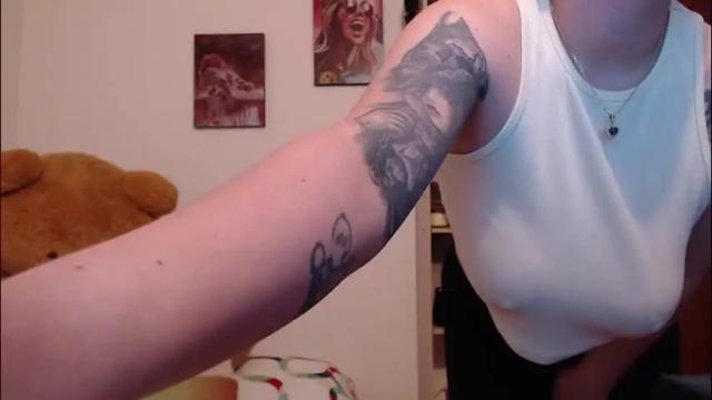 Image 2 of meganlk Stream on Chaturbate on 15 days ago