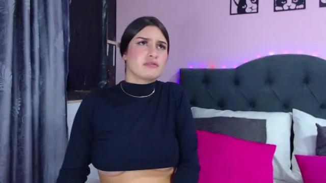 Image 4 of megann_abby Stream on Chaturbate on 13 months ago