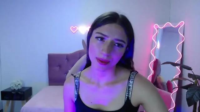 Image 2 of megann_tay1 Stream on Chaturbate on 17 months ago