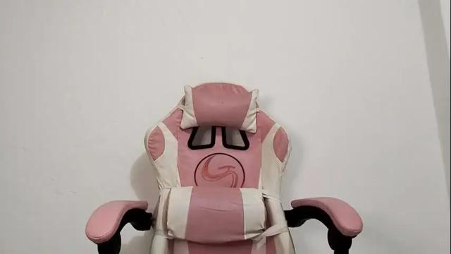 Image 2 of meganncampbell Stream on Chaturbate on 1 month ago