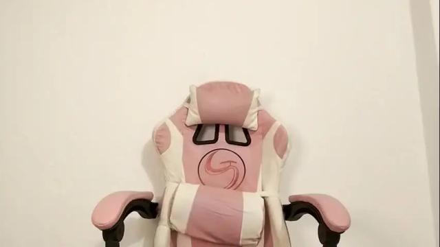 Image 12 of meganncampbell Stream on Chaturbate on 24 days ago