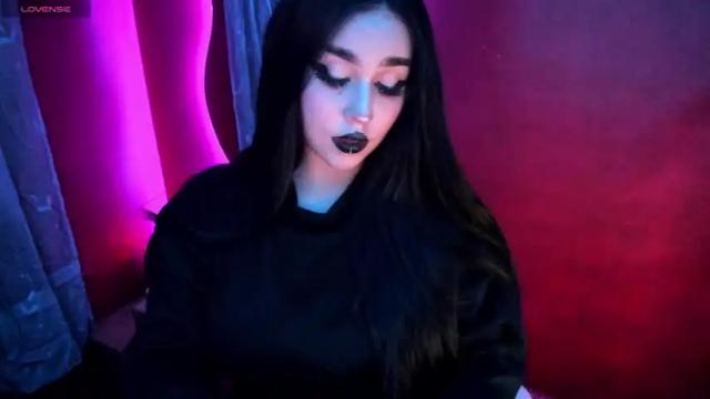 Image 4 of meganstrawmberry Stream on Chaturbate on 18 months ago