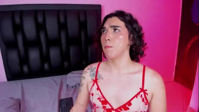 Image 2 of meganthedoll Stream on Chaturbate on 26 days ago