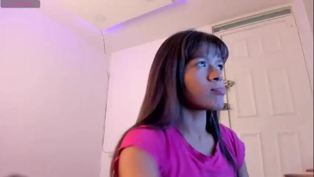 Image 2 of meganthompsonn Stream on Chaturbate on 1 month ago