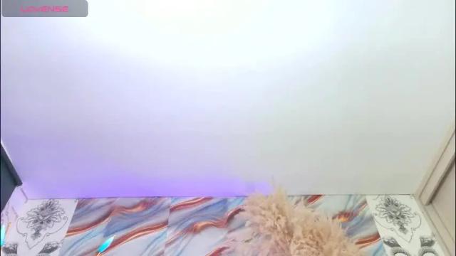 Image 8 of meganwolf1_ Stream on Chaturbate on 2 months ago