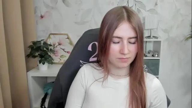 Image 11 of meganx_candy Stream on Chaturbate on 2 months ago