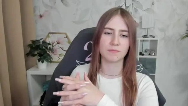 Image 12 of meganx_candy Stream on Chaturbate on 2 months ago