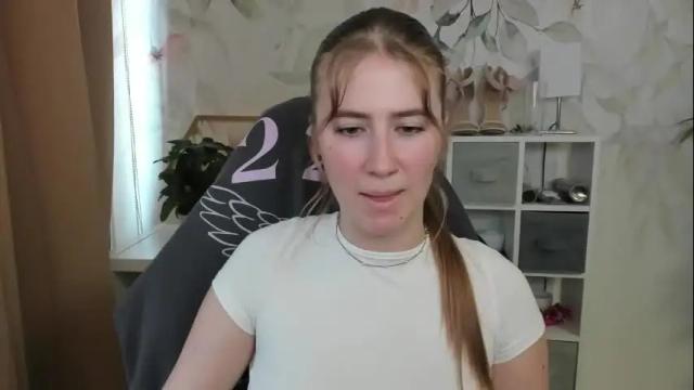 Image 2 of meganx_candy Stream on Chaturbate on 1 month ago