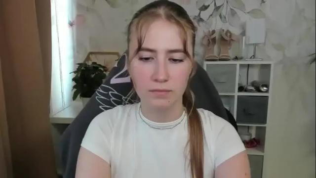 Image 4 of meganx_candy Stream on Chaturbate on 1 month ago