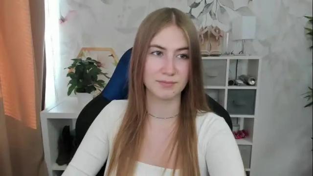 Image 6 of meganx_candy Stream on Chaturbate on 4 days ago