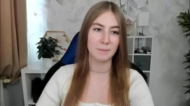 Image 3 of meganx_candy Stream on Chaturbate on 2 months ago