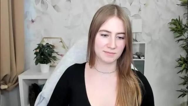 Image 12 of meganx_candy Stream on Chaturbate on 2 months ago