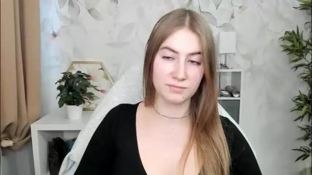 Image 6 of meganx_candy Stream on Chaturbate on 2 months ago