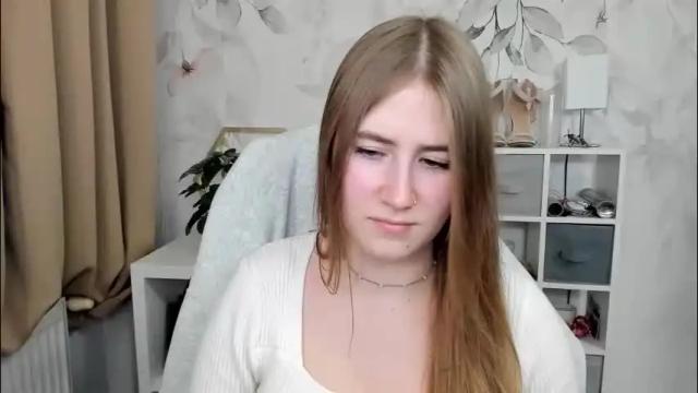 Image 2 of meganx_candy Stream on Chaturbate on 1 month ago