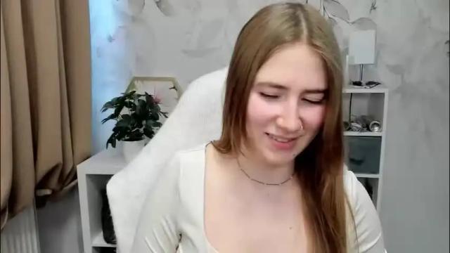 Image 10 of meganx_candy Stream on Chaturbate on 11 days ago