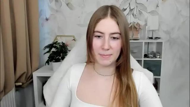 Image 4 of meganx_candy Stream on Chaturbate on 8 days ago
