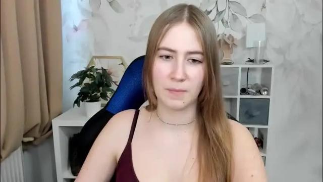 Image 12 of meganx_candy Stream on Chaturbate on 5 hours ago