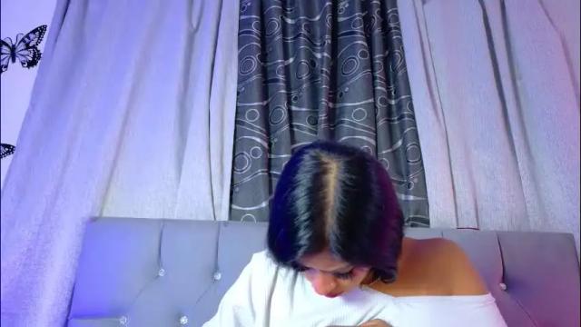 Image 3 of meggan_07 Stream on Chaturbate on 27 days ago