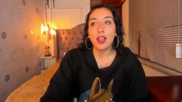 Image 2 of meggan_booker Stream on Chaturbate on 17 months ago